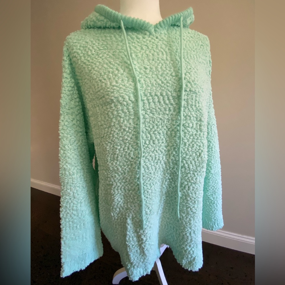 BiBi Oversized Popcorn Hooded Sweater